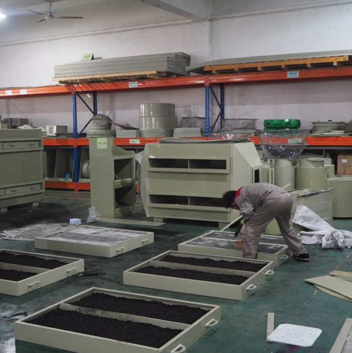 柱狀活性炭吸附箱安裝現場